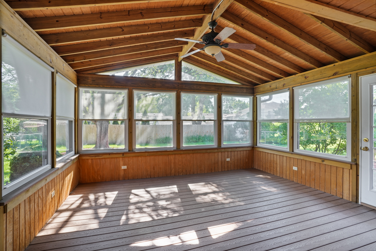 Gallery Image 15
