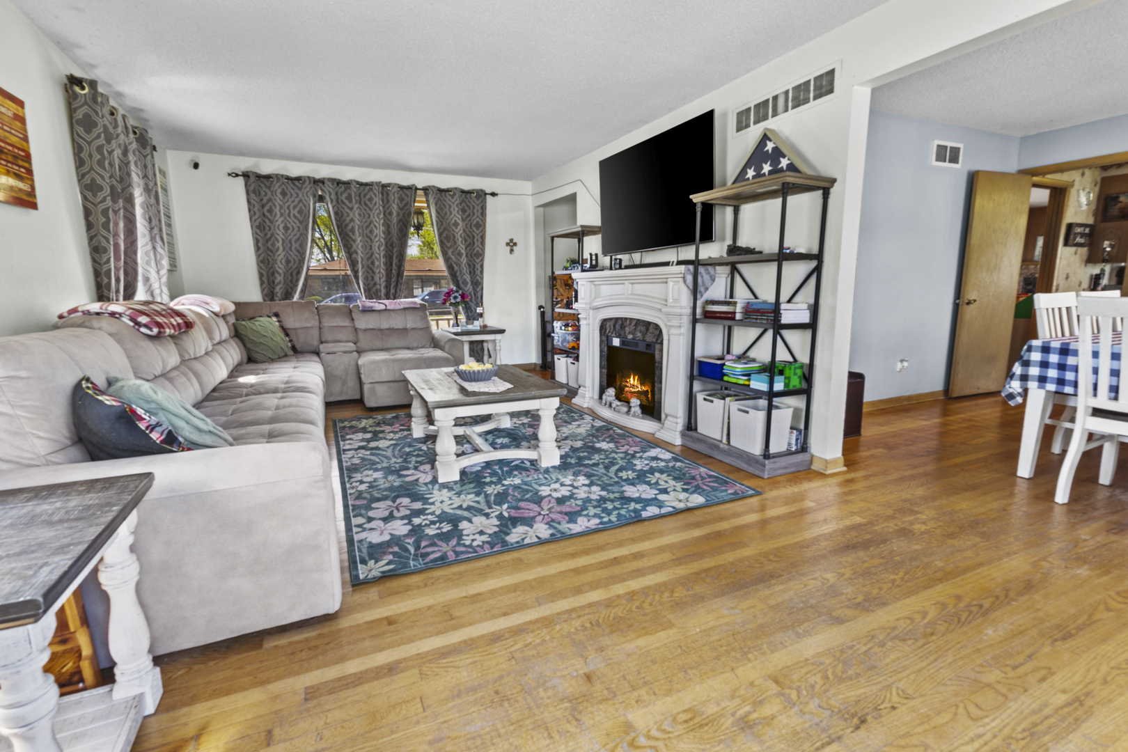Gallery Image 13
