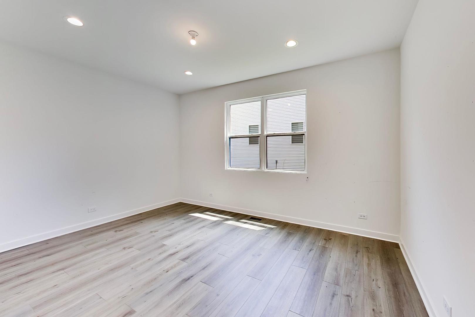 Gallery Image 19