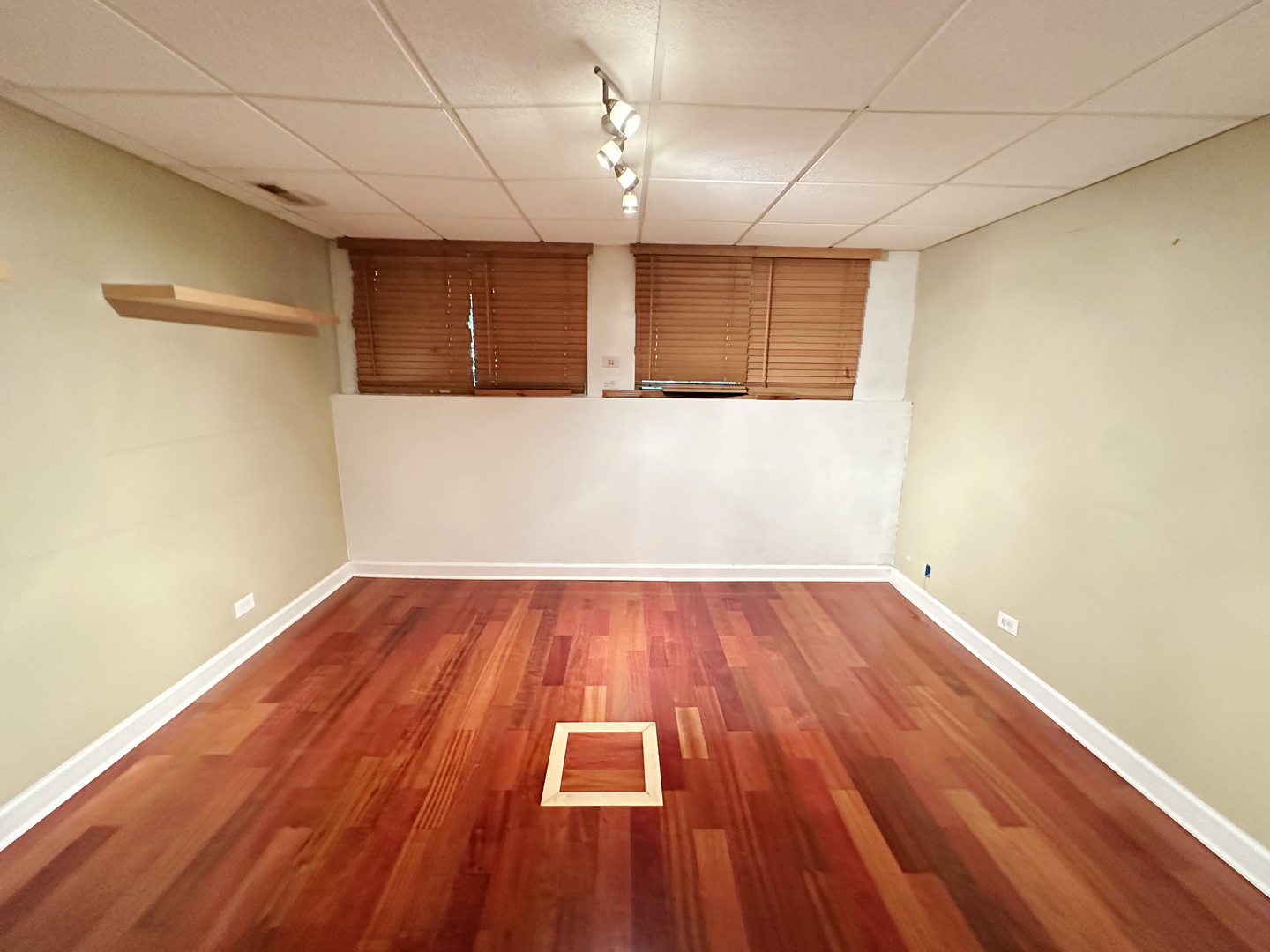 Gallery Image 17