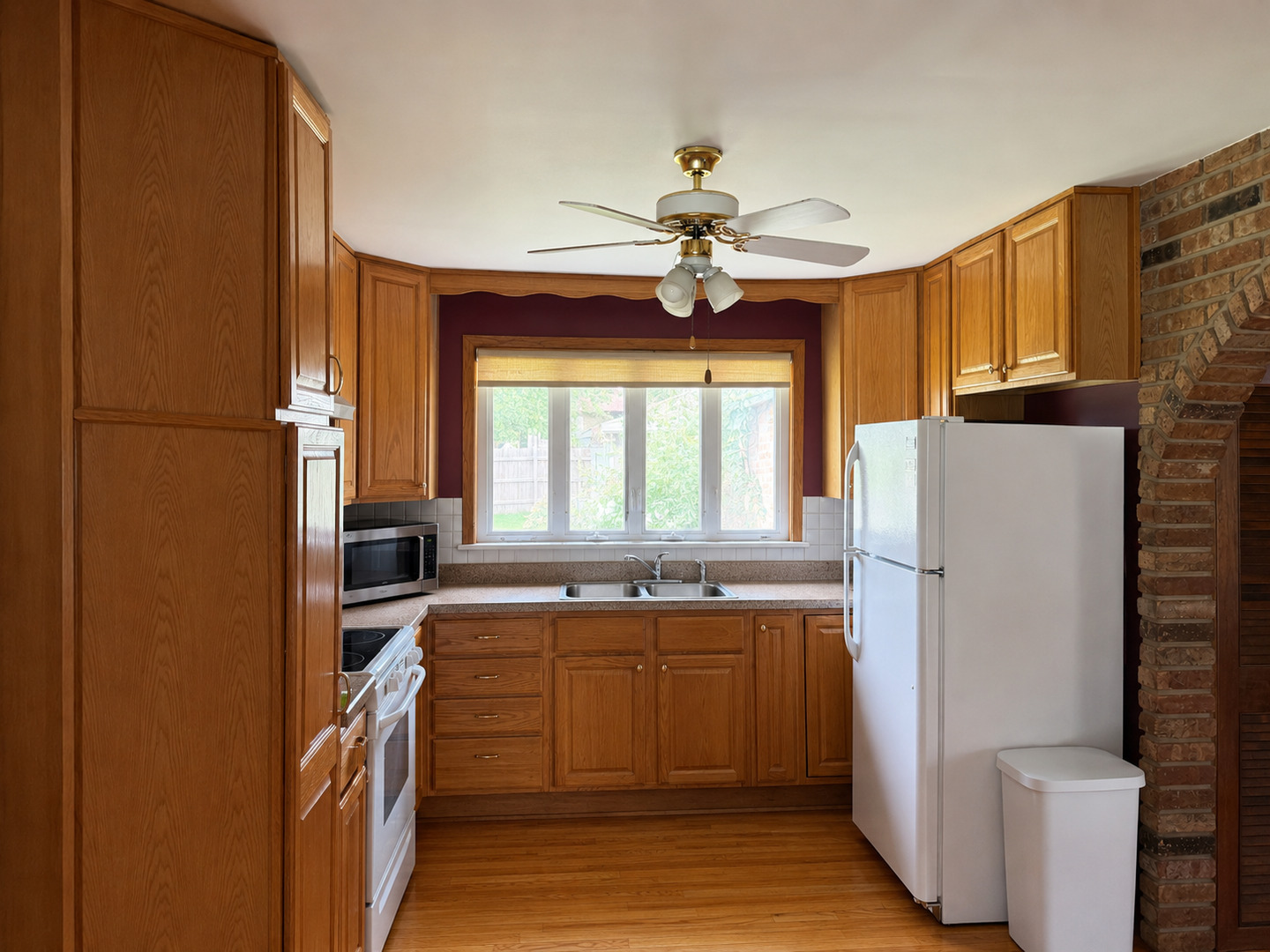 Gallery Image 14