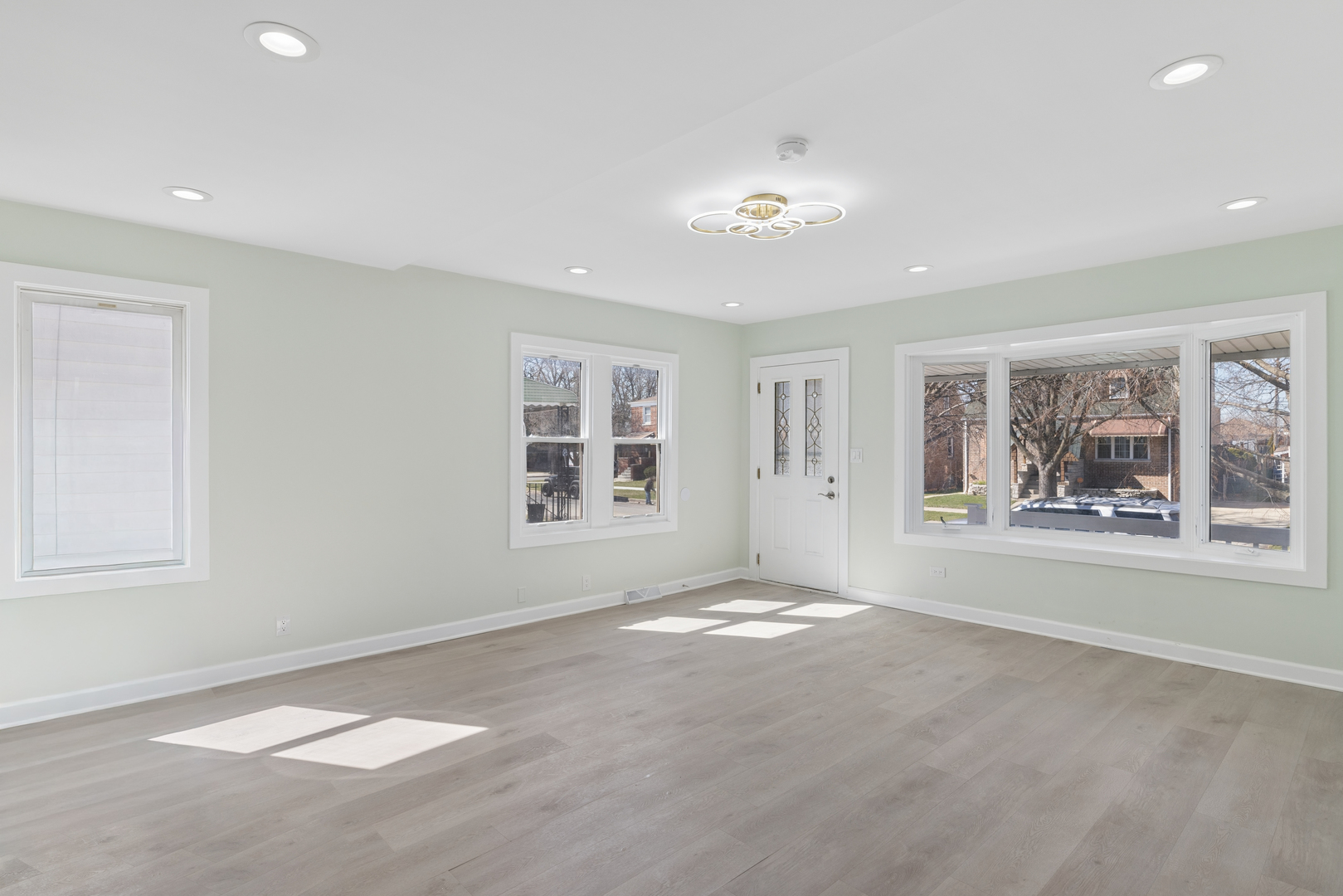 Gallery Image 18