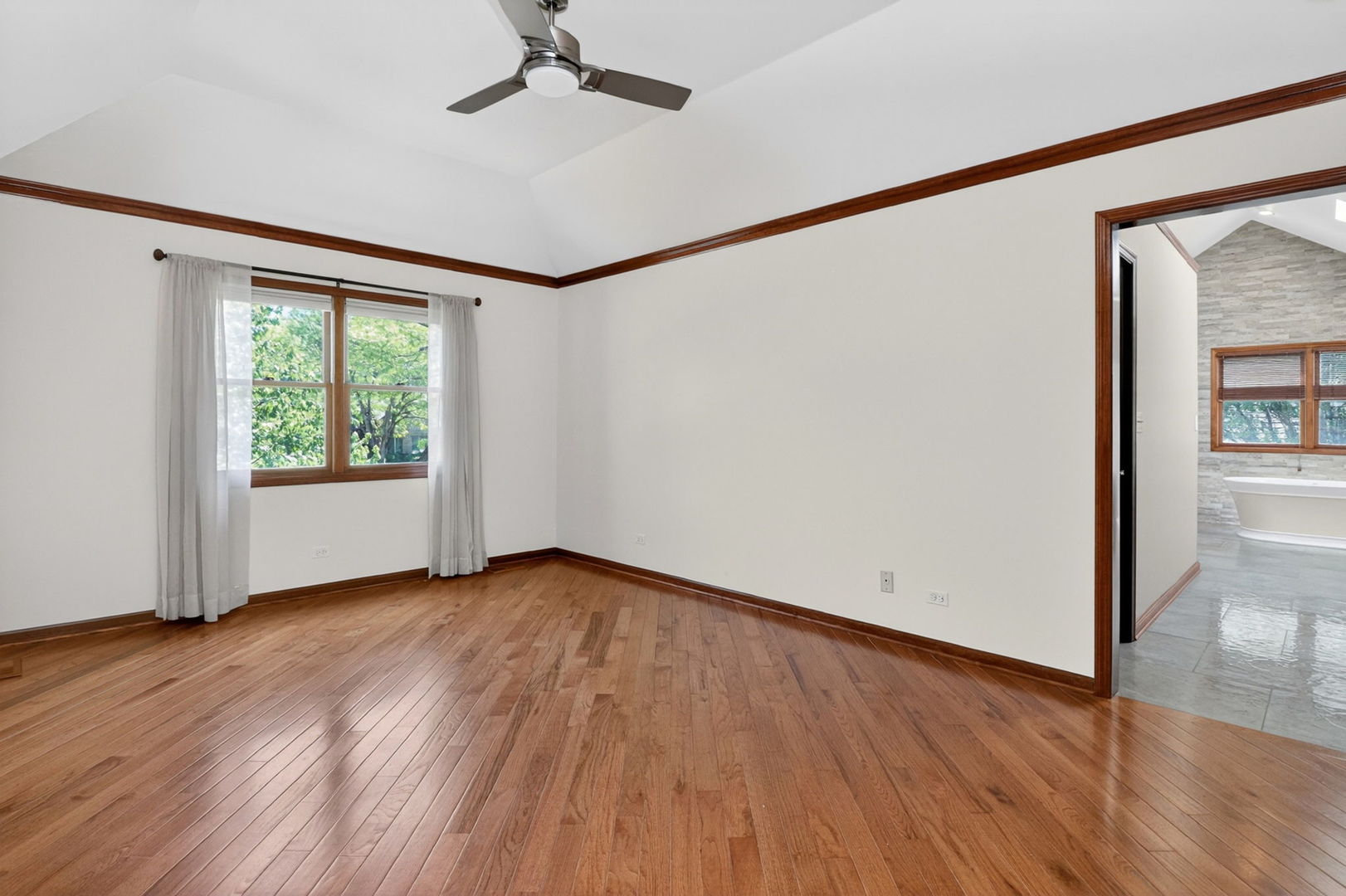 Gallery Image 19