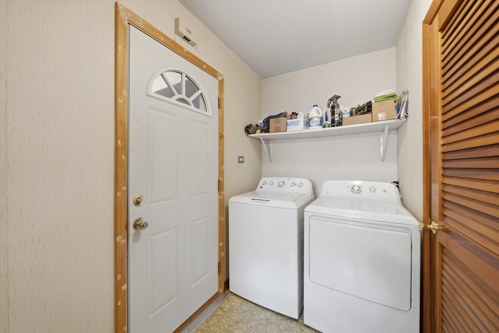 Gallery Image 16