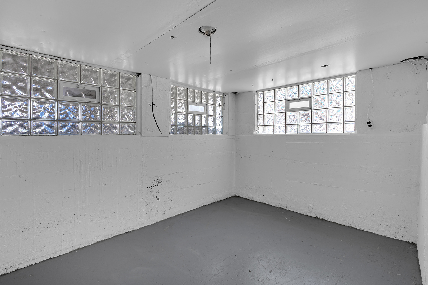 Gallery Image 16