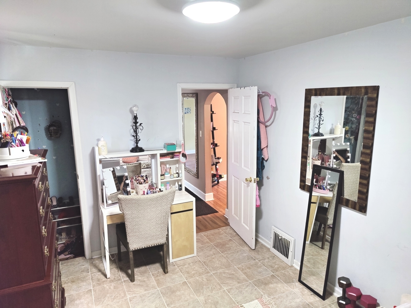 Gallery Image 13