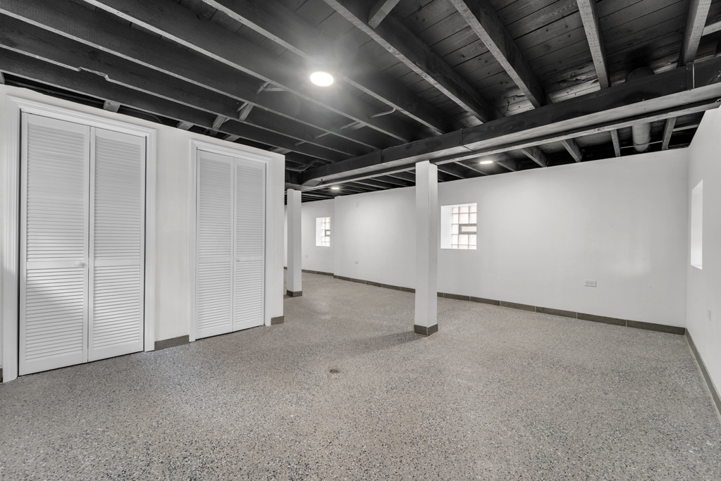 Gallery Image 16