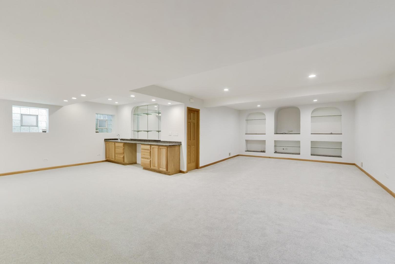 Gallery Image 19