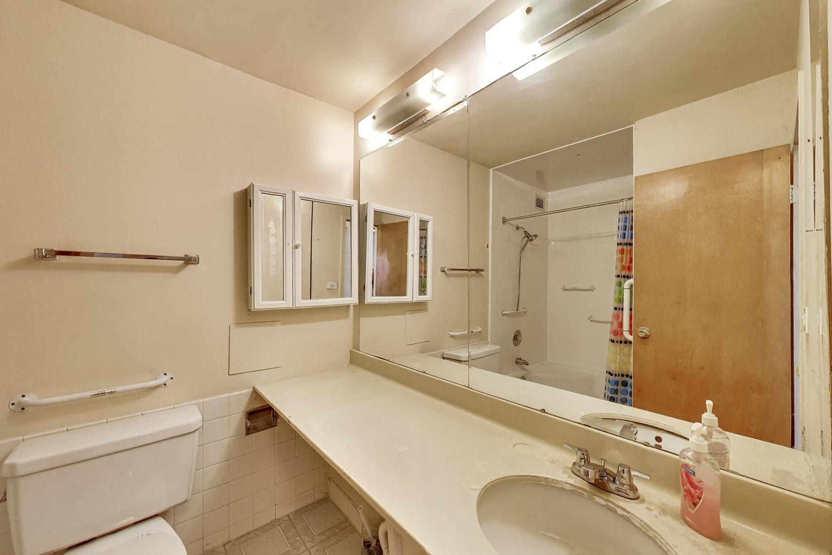 Gallery Image 13