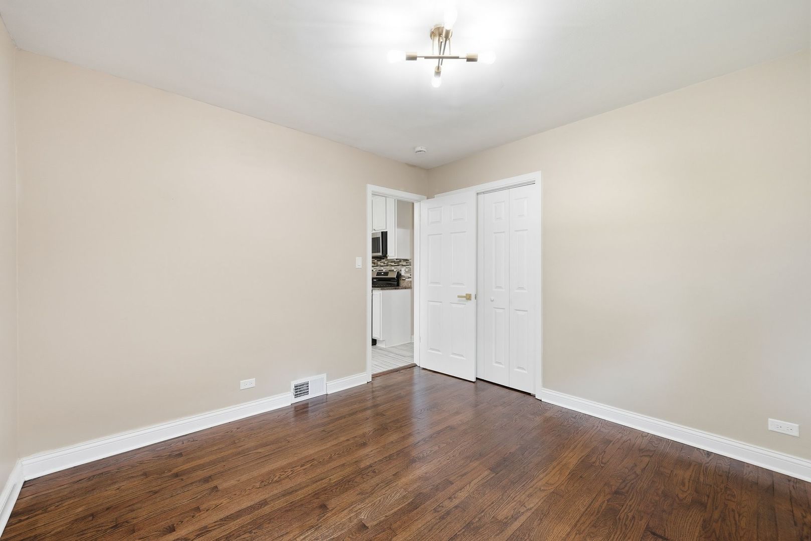 Gallery Image 19
