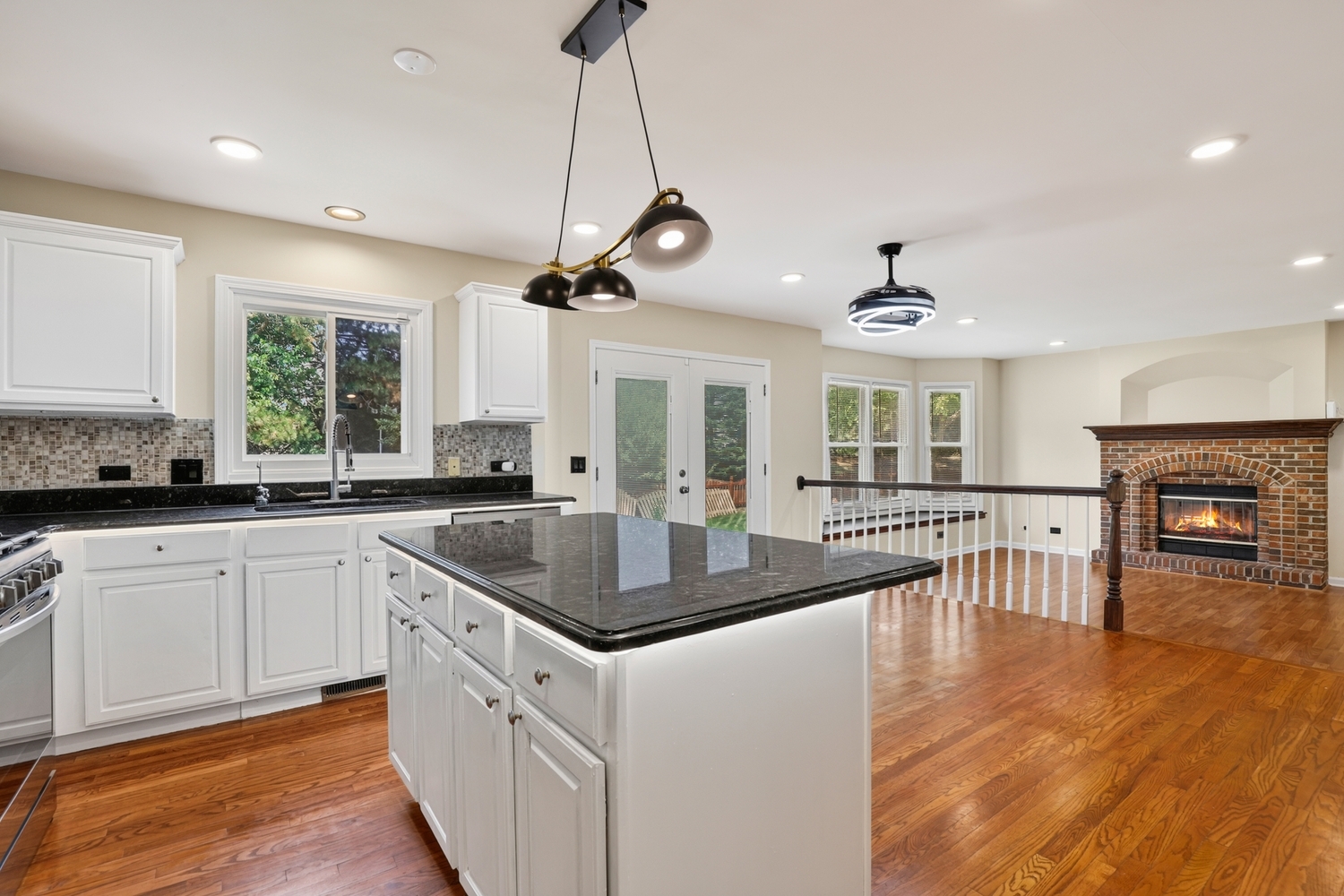 Gallery Image 13