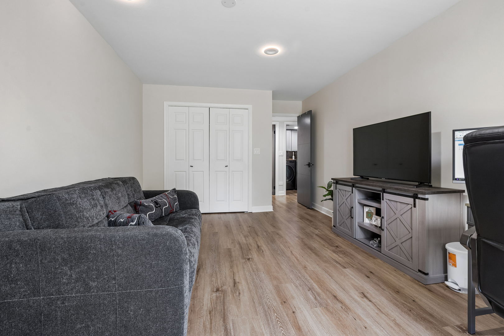 Gallery Image 6