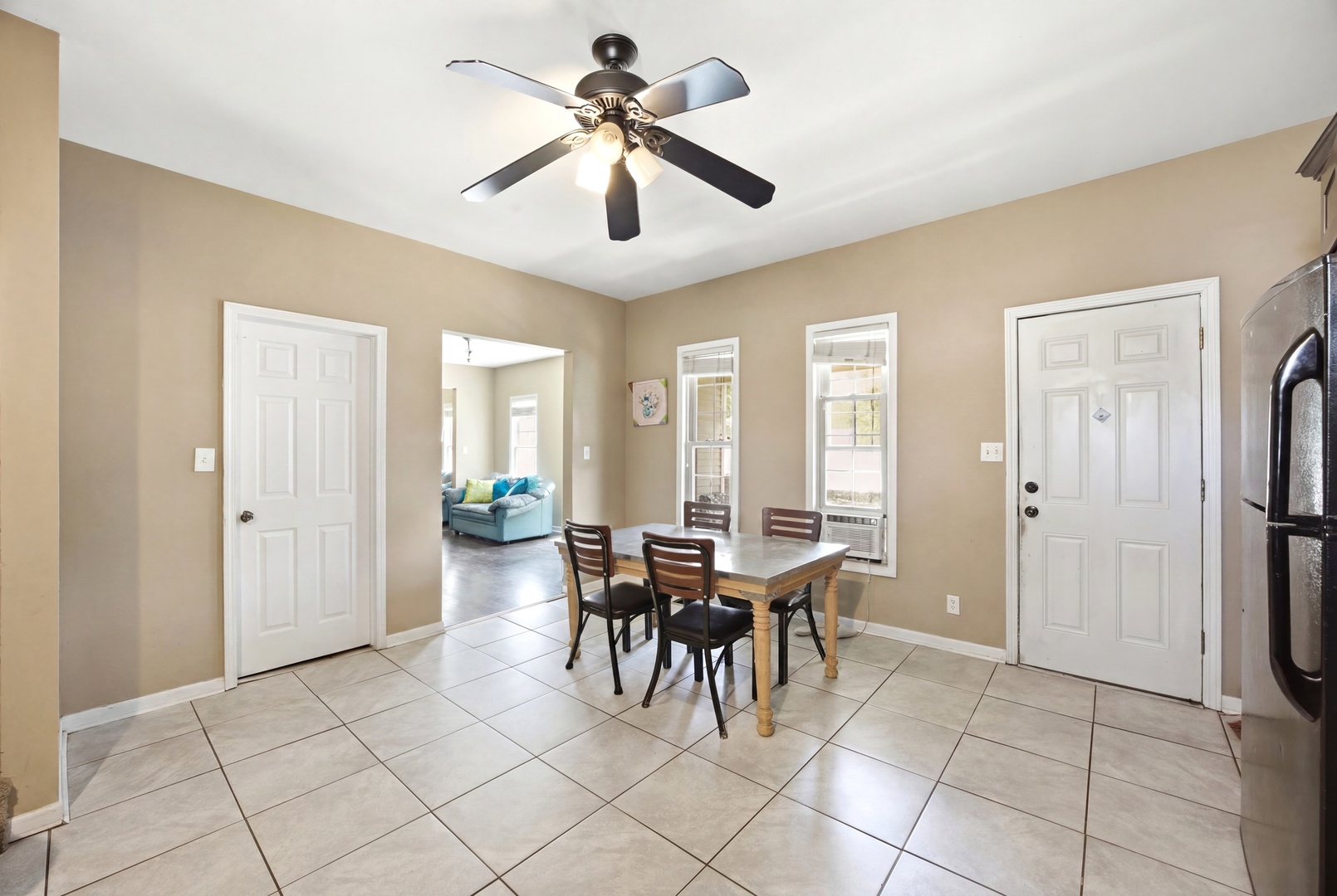 Gallery Image 12