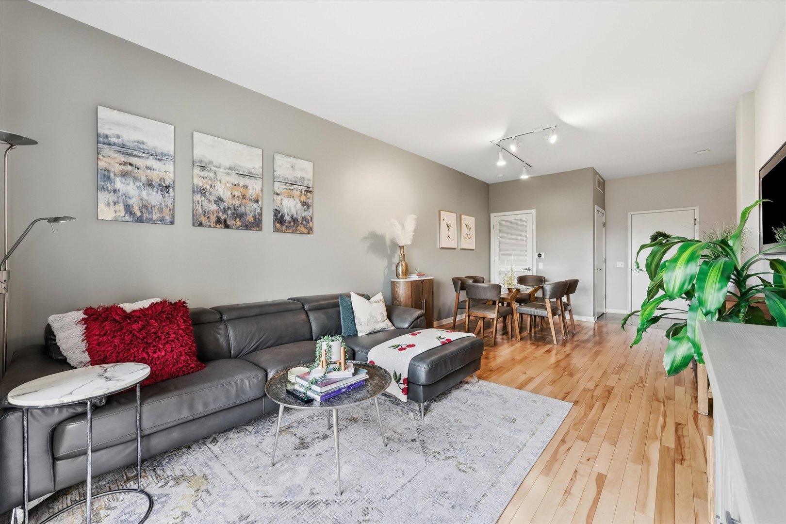 Gallery Image 12