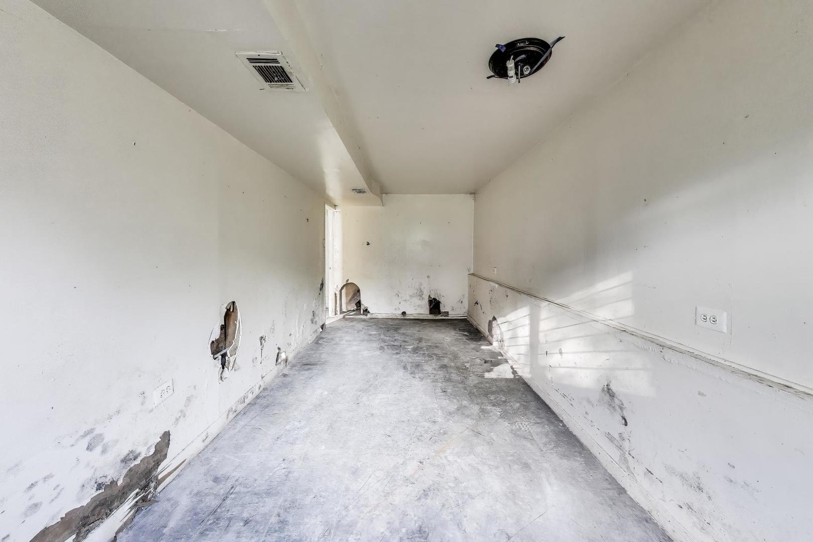 Gallery Image 19