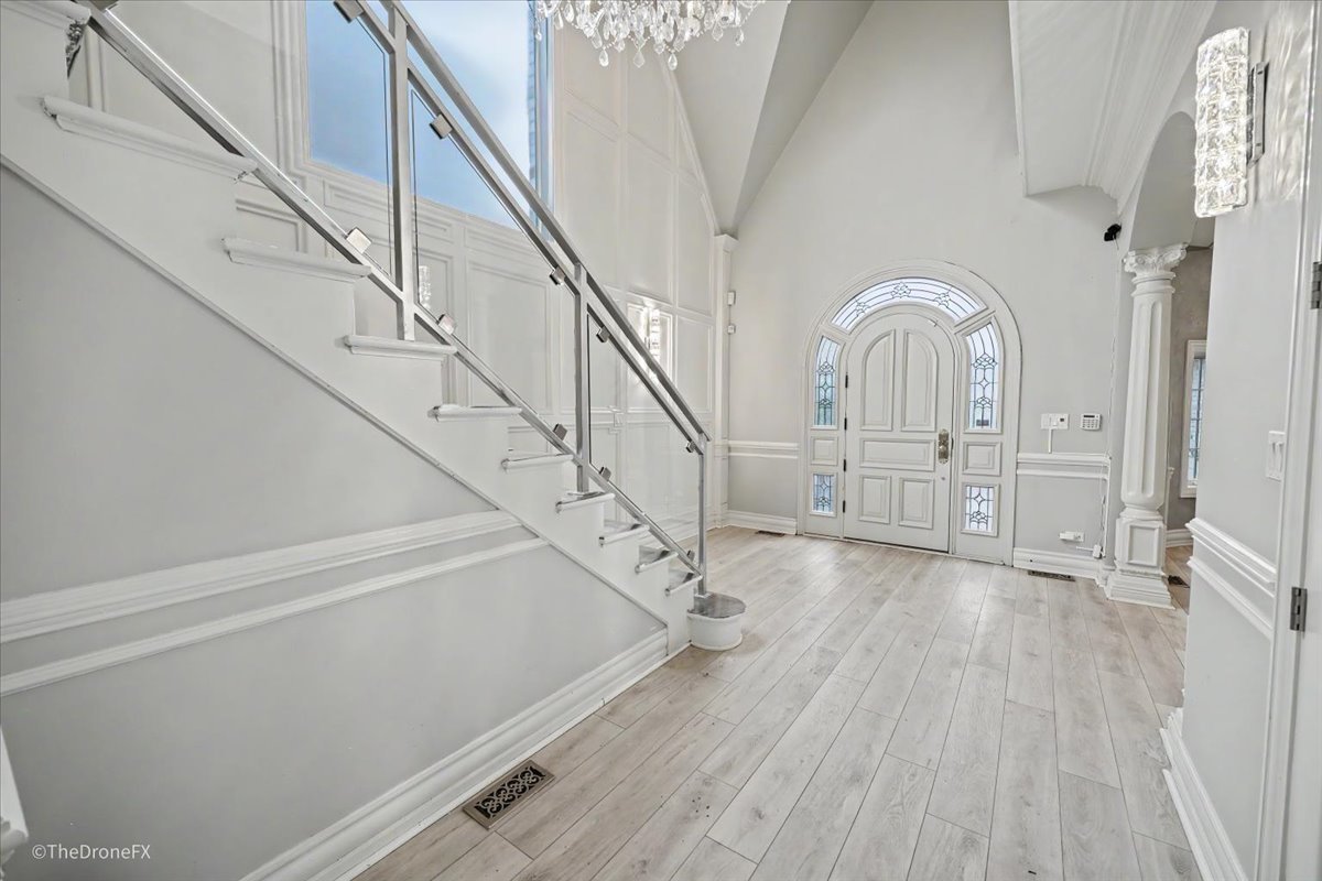 Gallery Image 12