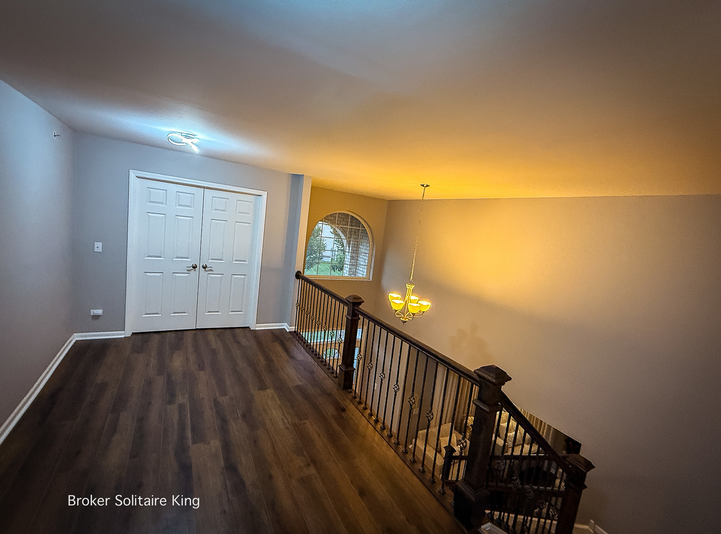 Gallery Image 14