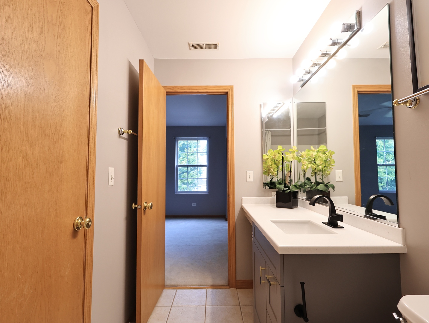 Gallery Image 19