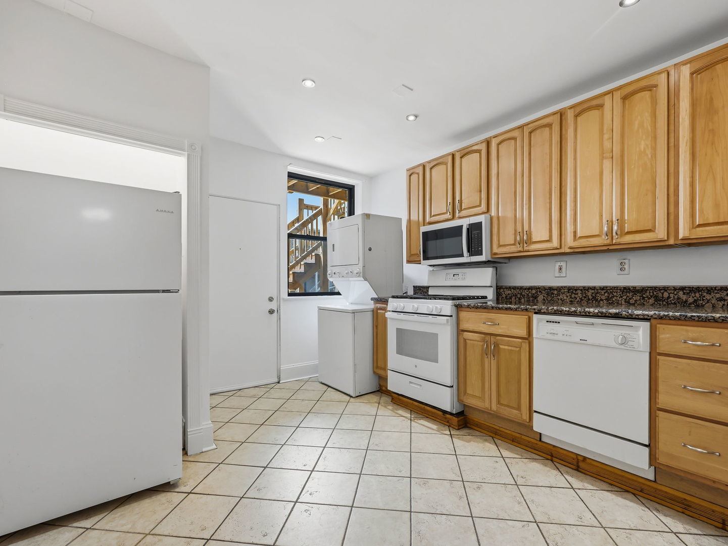 Gallery Image 13