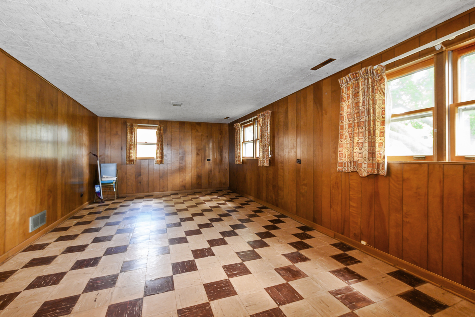 Gallery Image 15