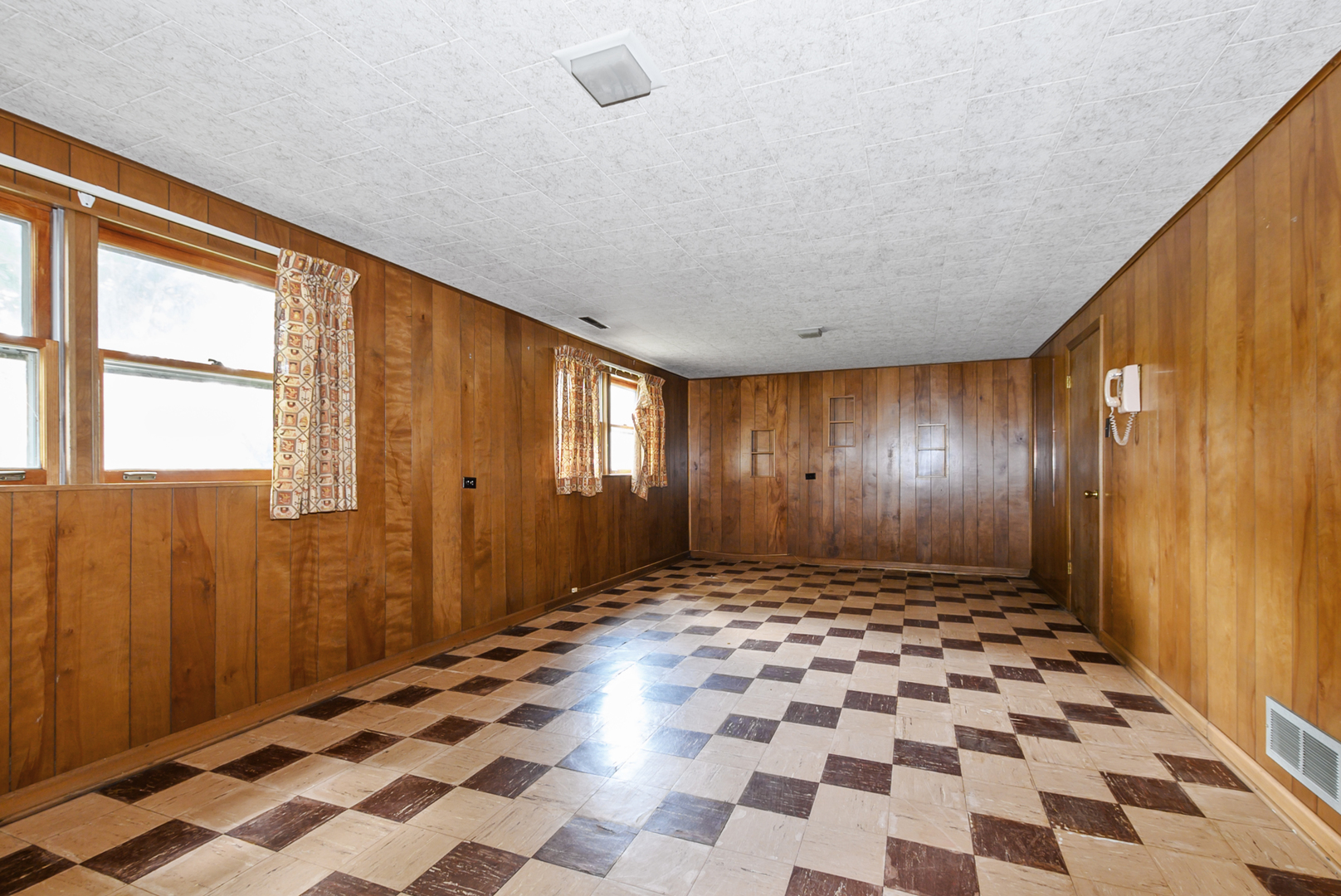 Gallery Image 16