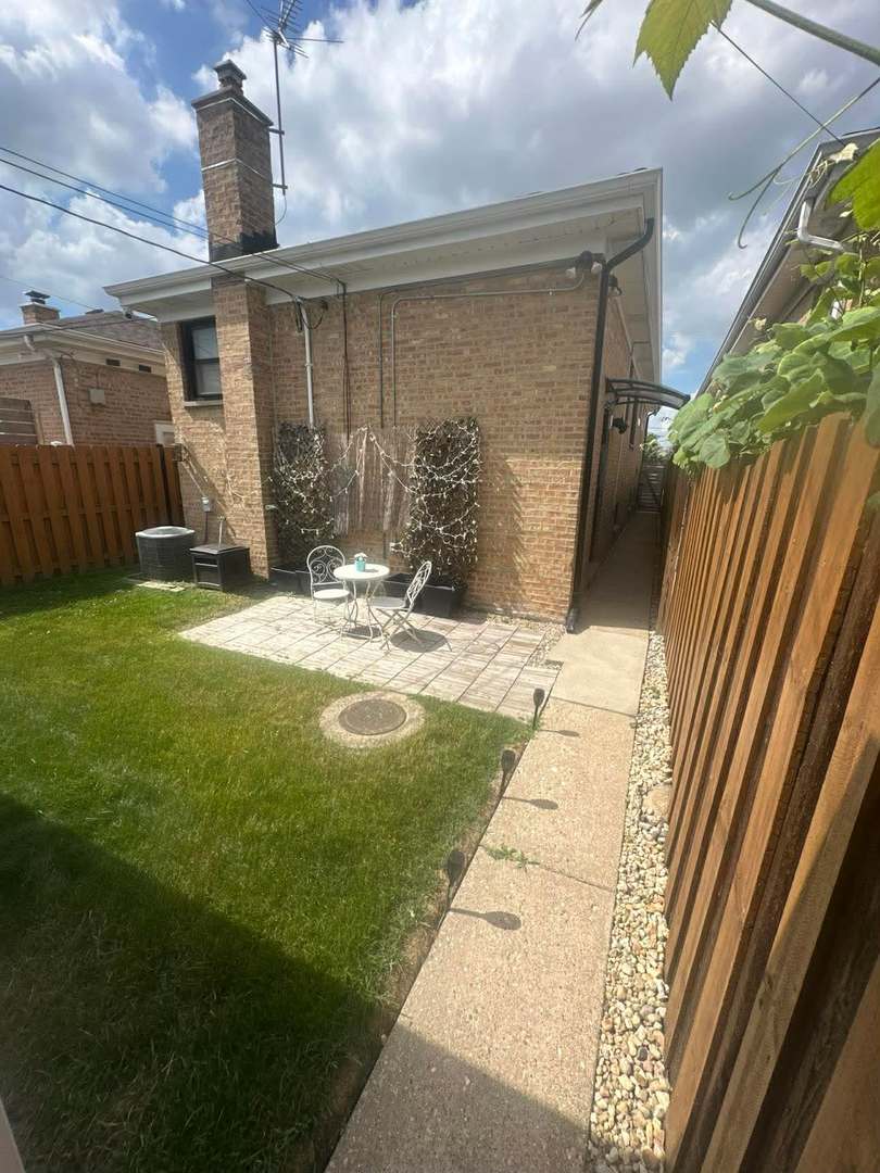 Gallery Image 16