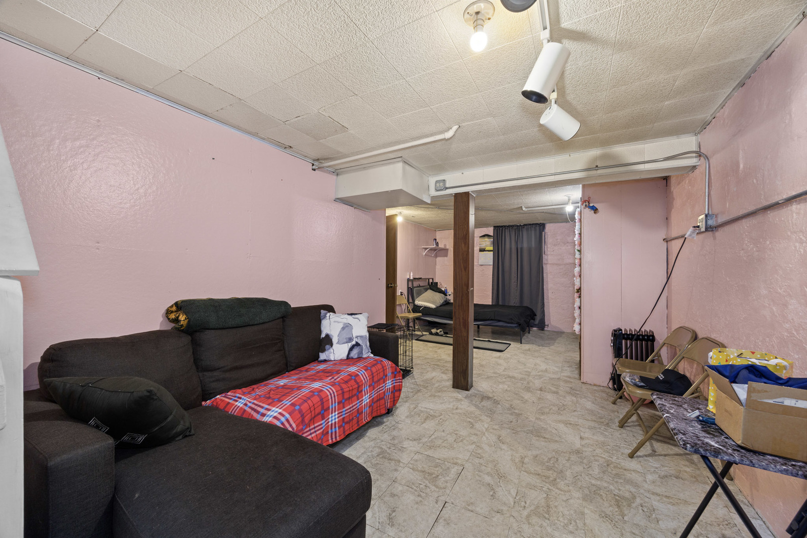 Gallery Image 19