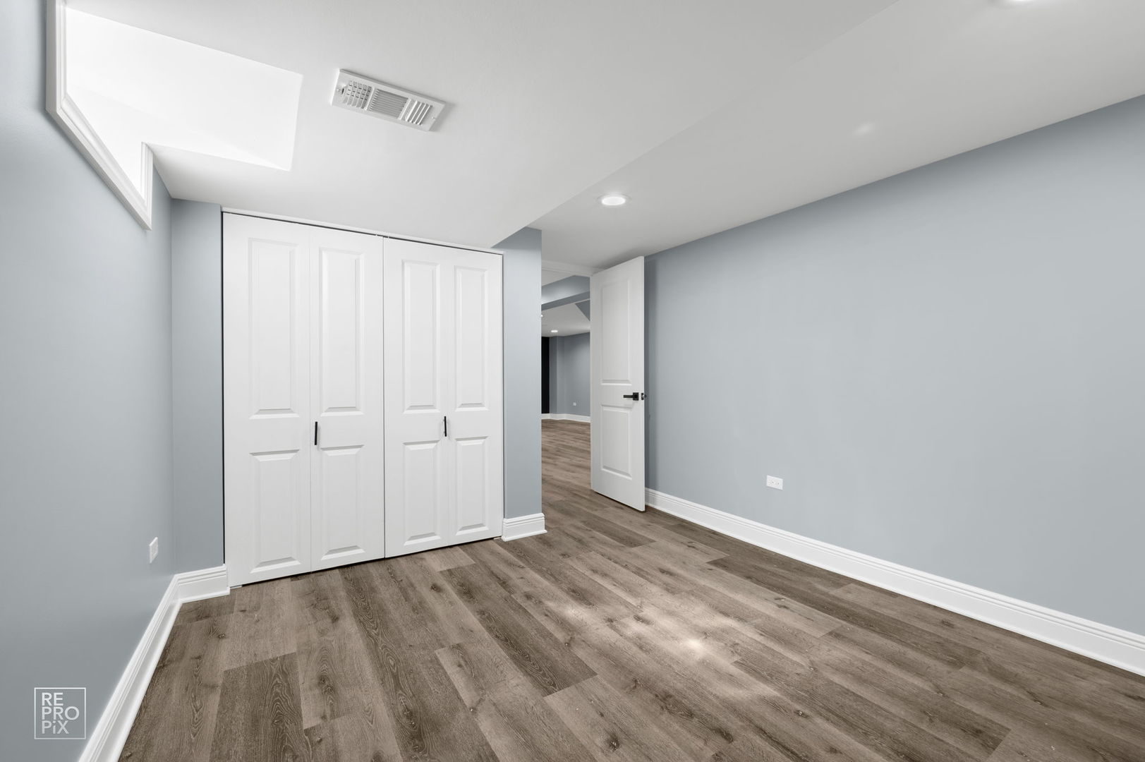 Gallery Image 16