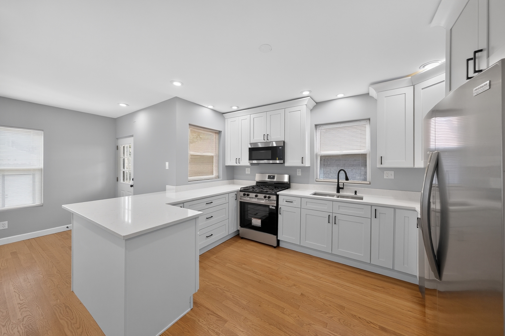 Gallery Image 15