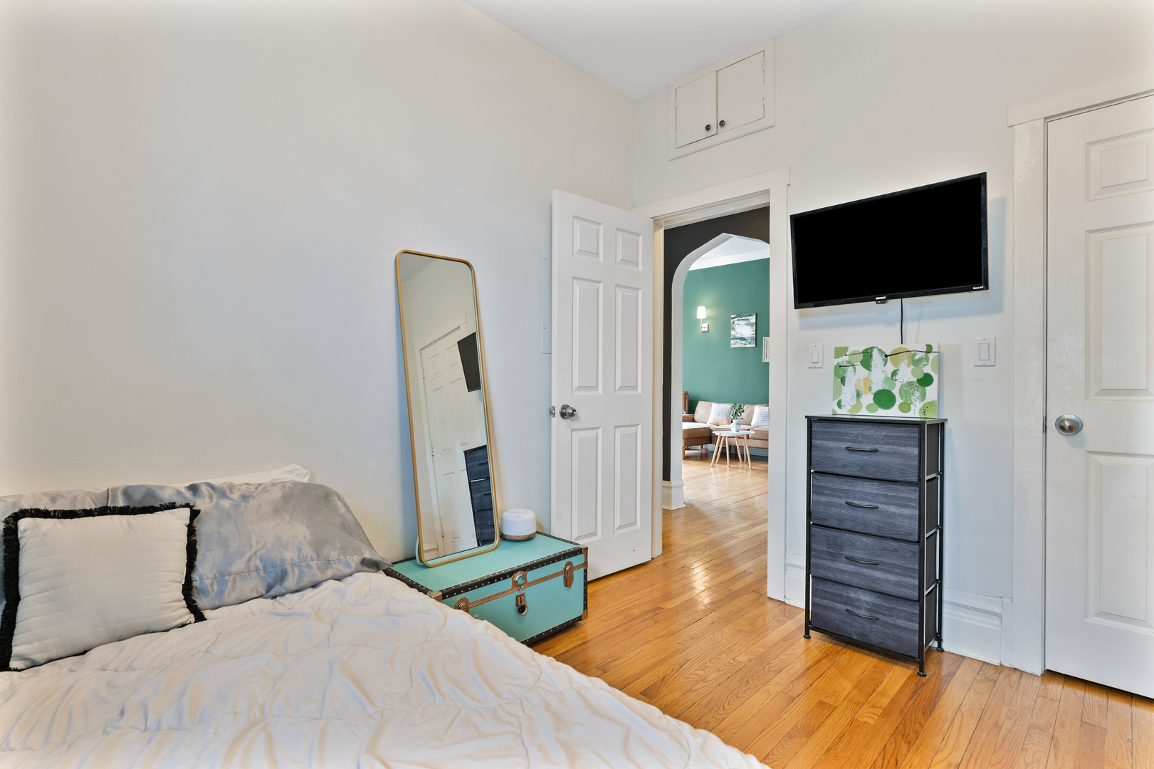 Gallery Image 15