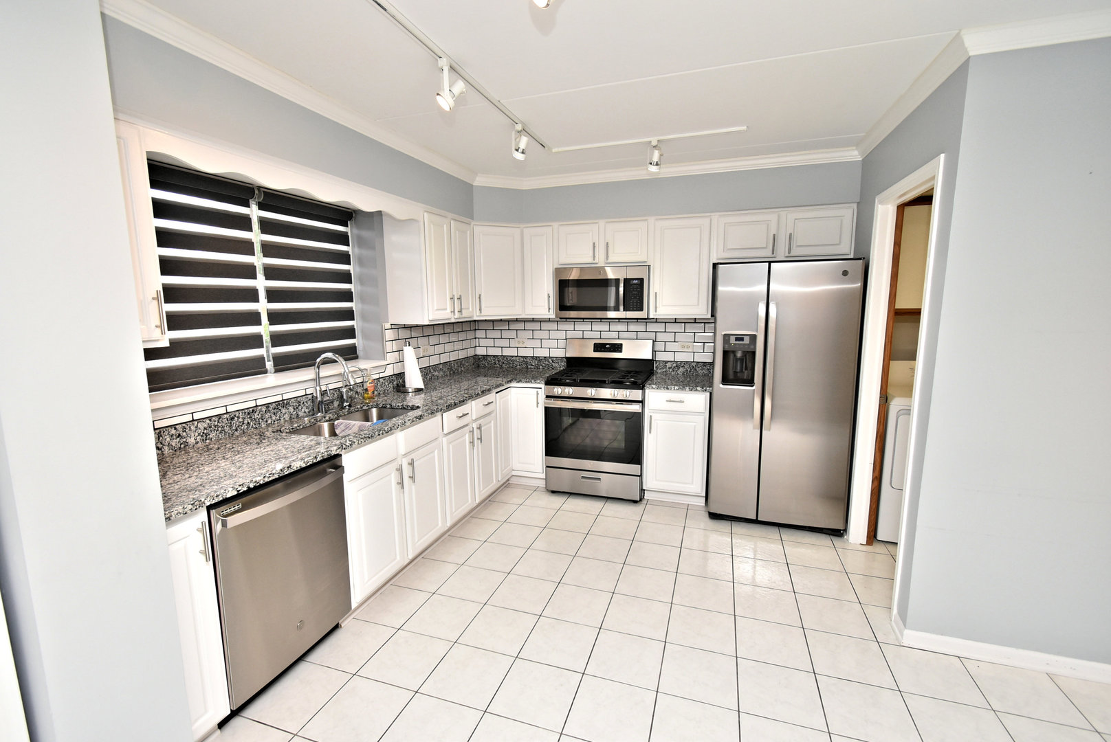 Gallery Image 10