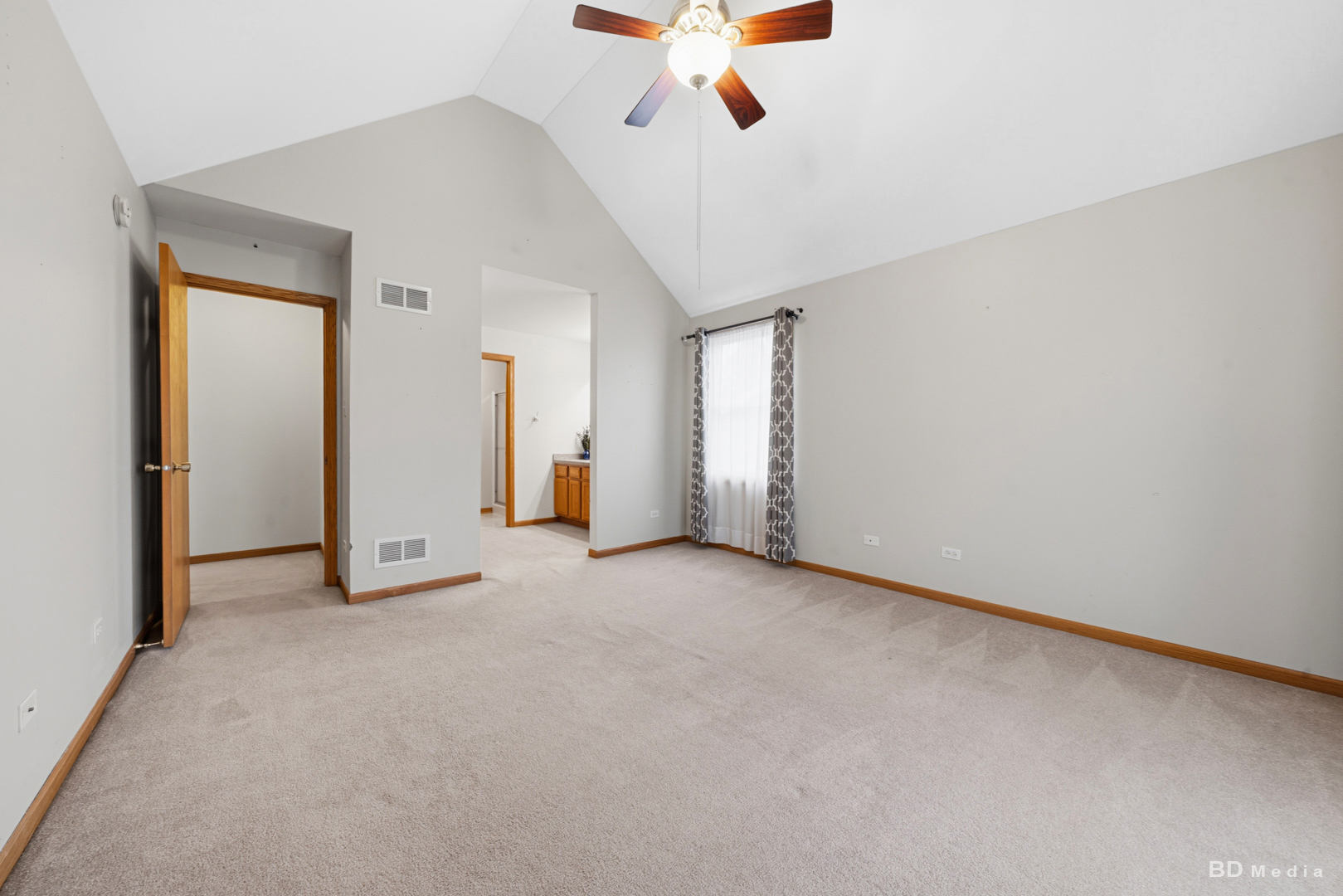 Gallery Image 14