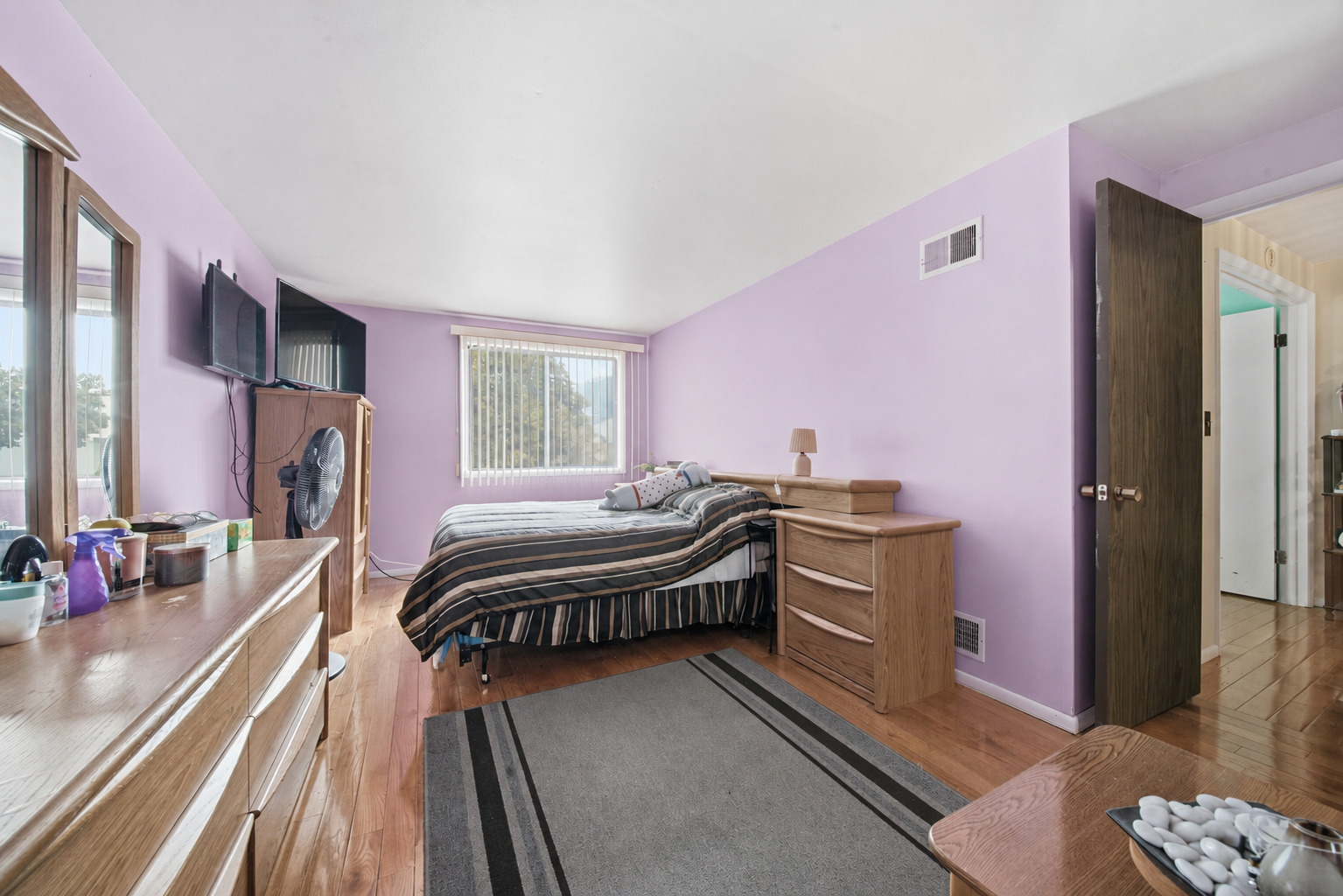 Gallery Image 13