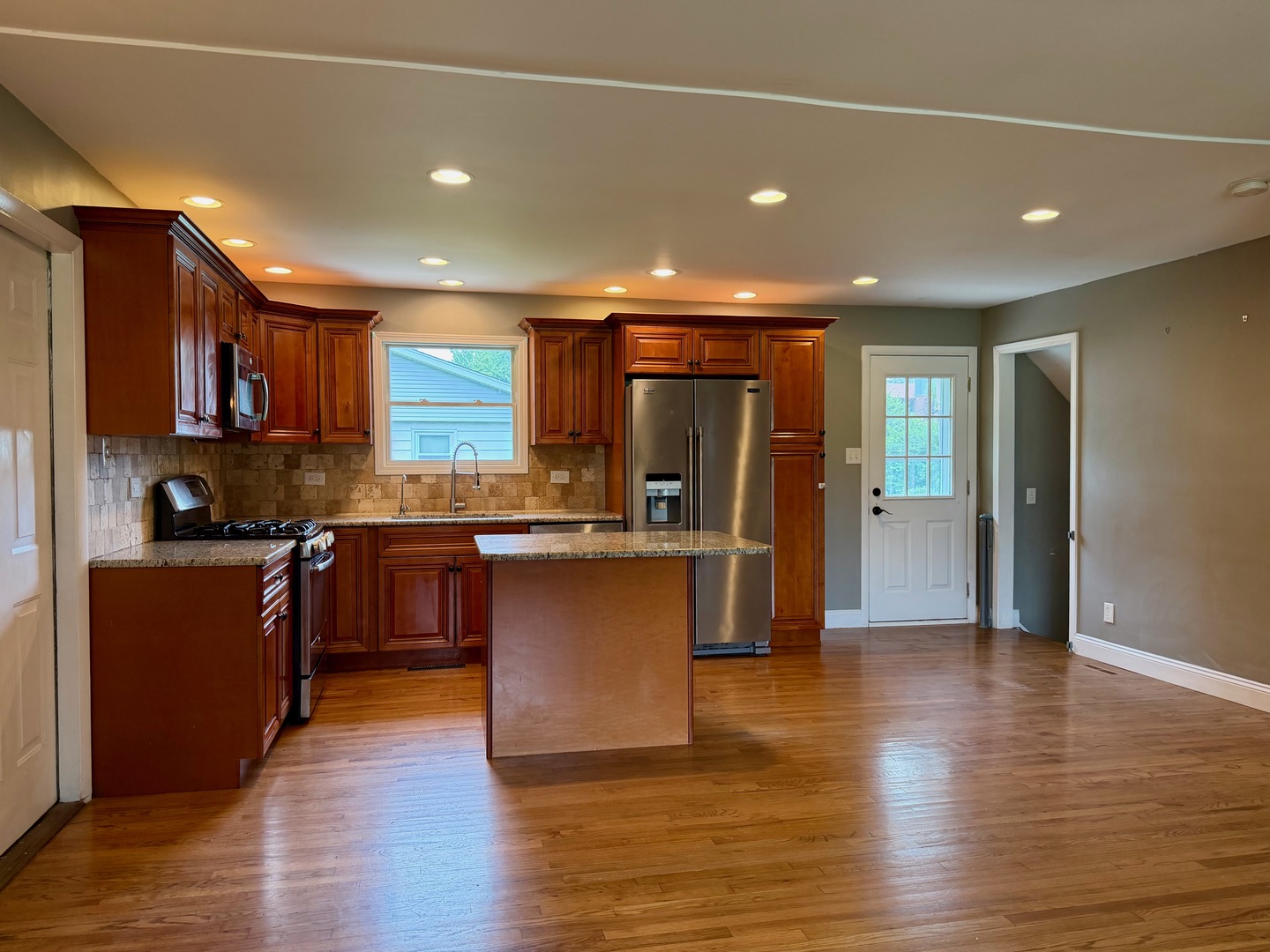 Gallery Image 12