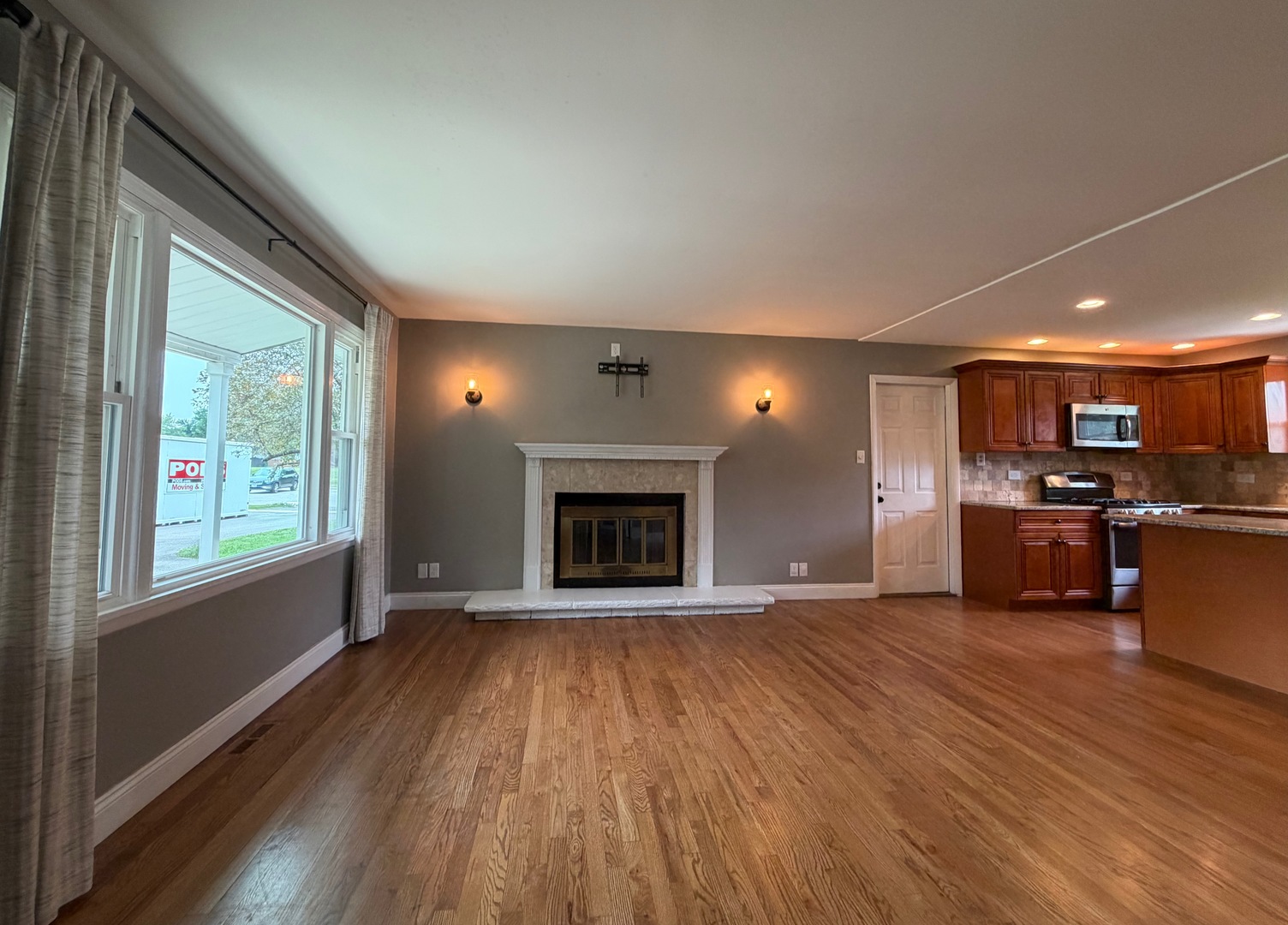 Gallery Image 13