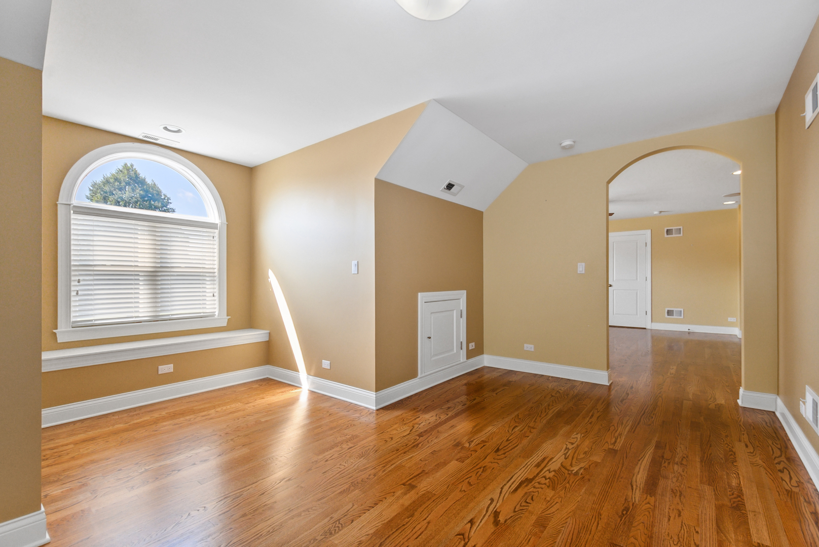 Gallery Image 16