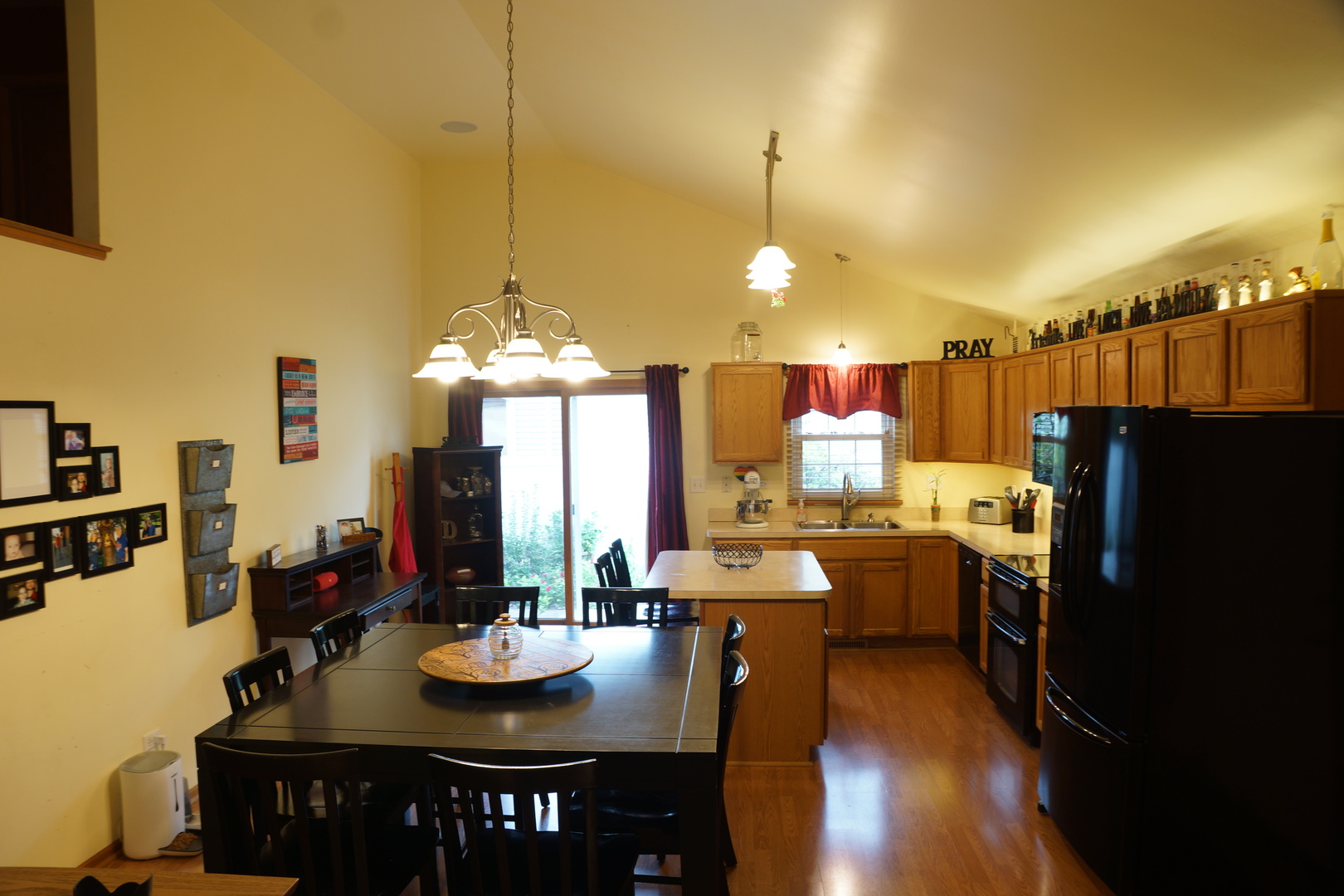 Gallery Image 15
