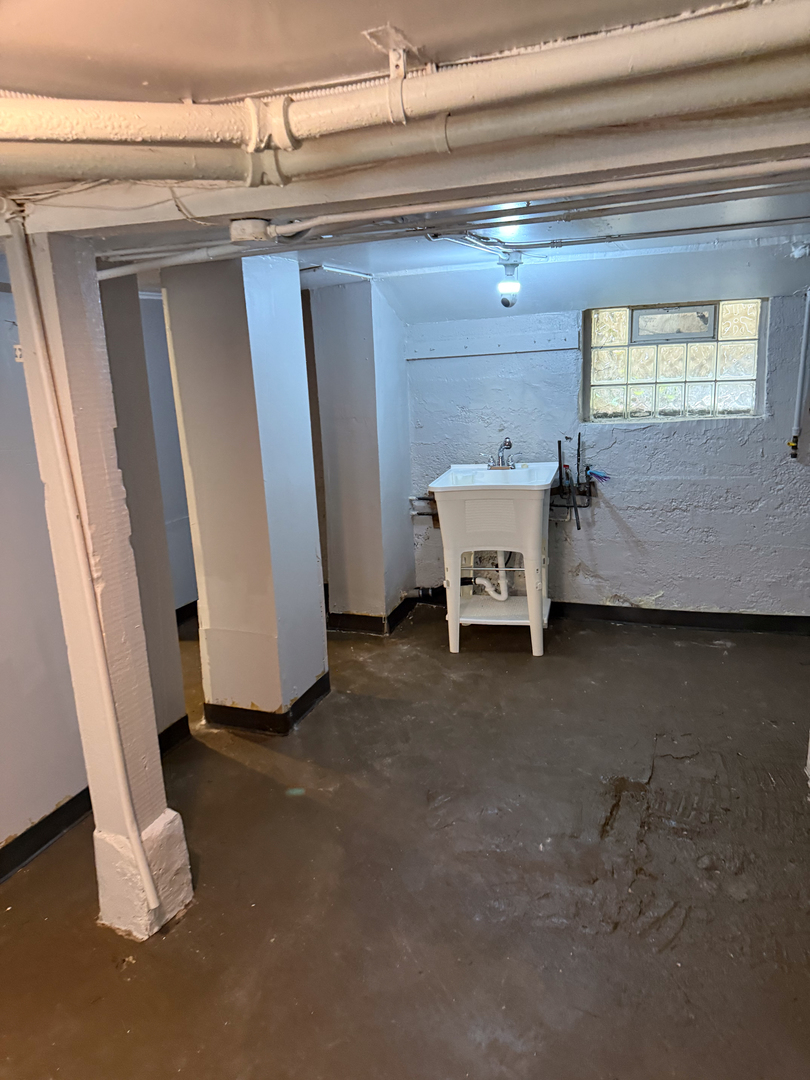 Gallery Image 42
