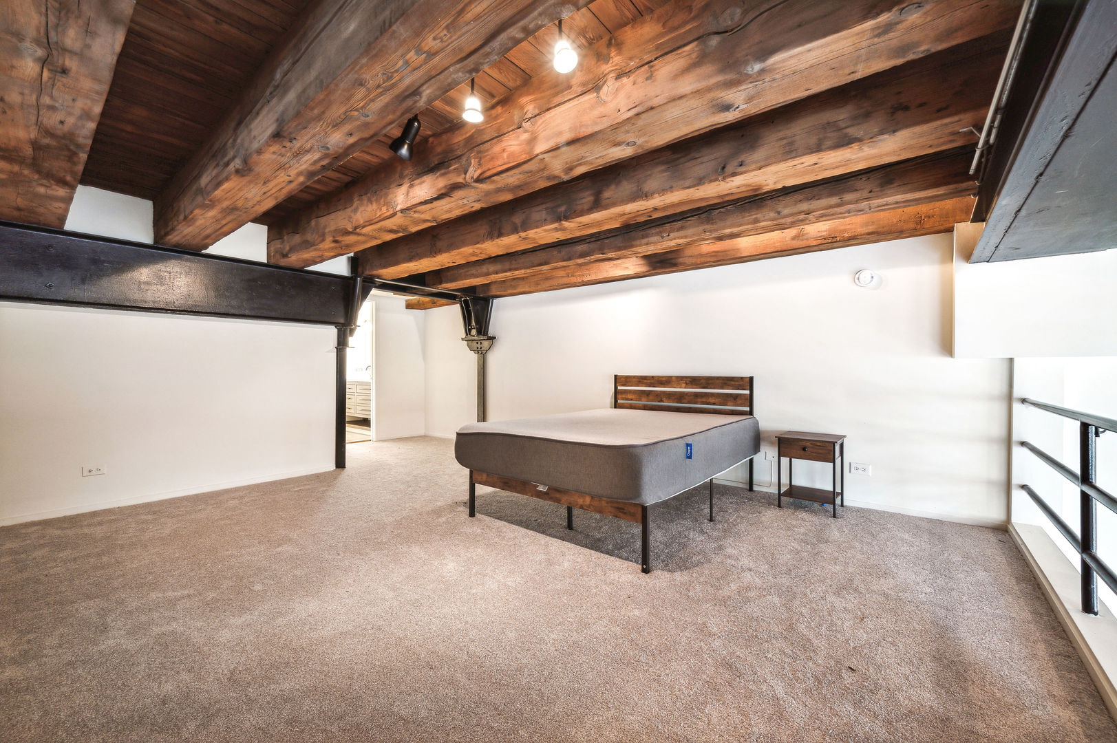 Gallery Image 13