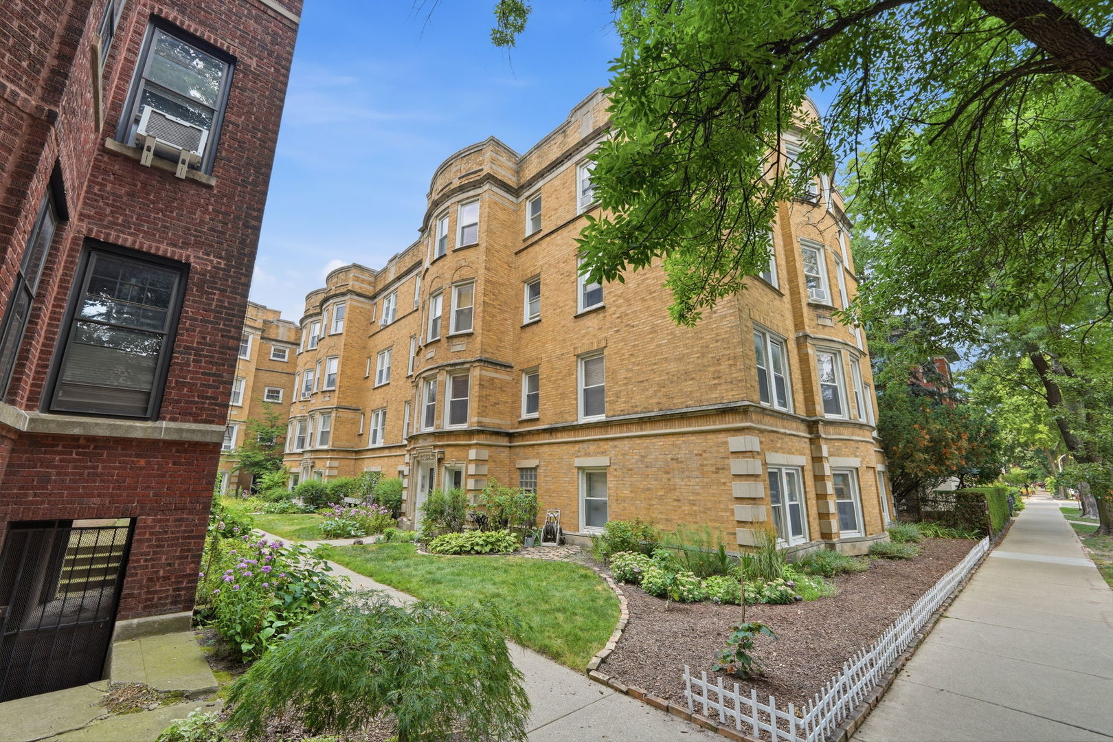 Gallery Image 18