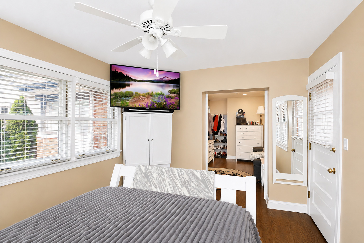 Gallery Image 13