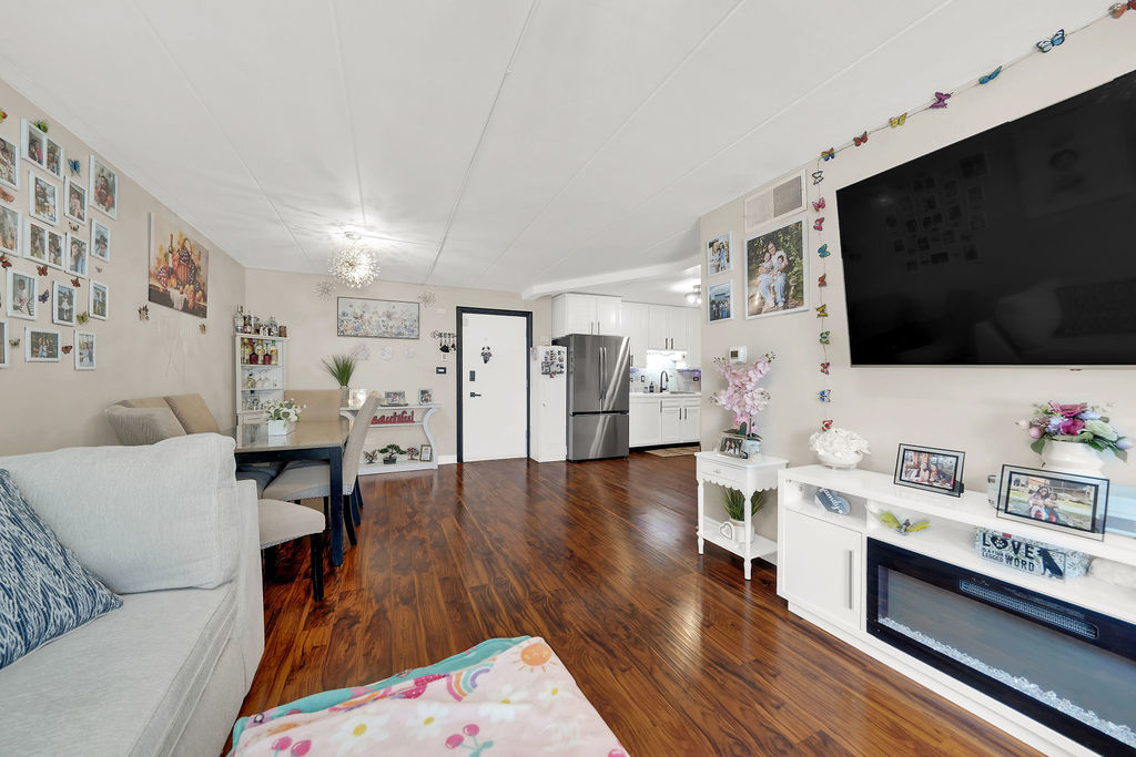 Gallery Image 10