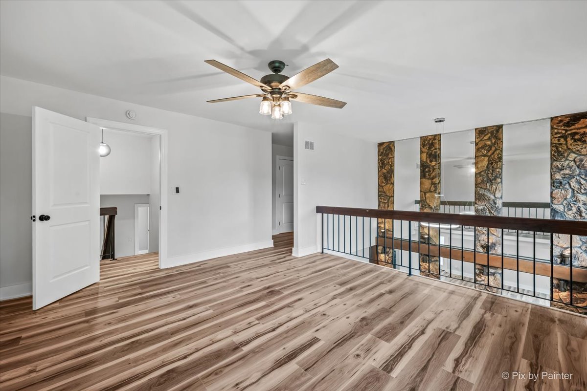 Gallery Image 19