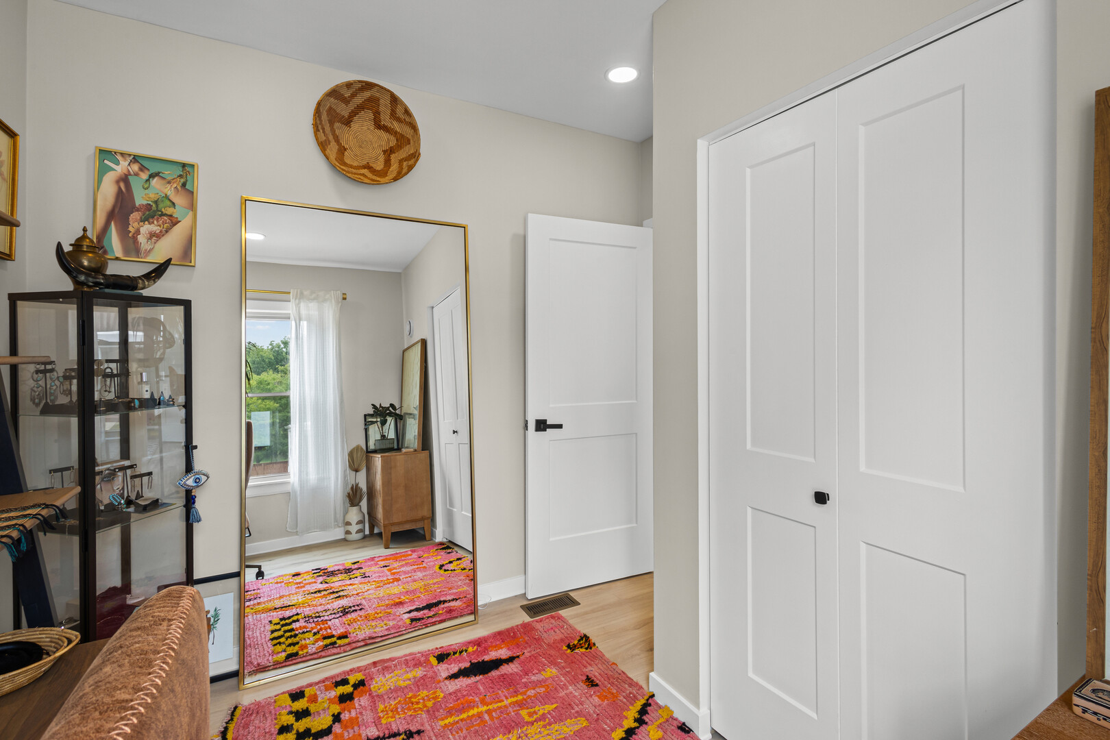 Gallery Image 15