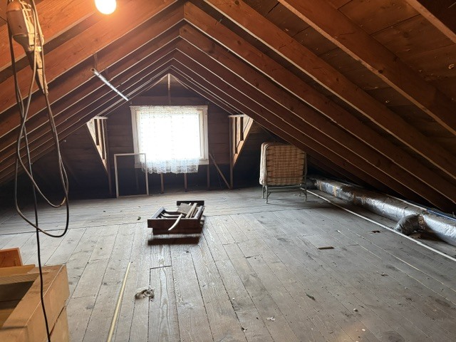 Gallery Image 16