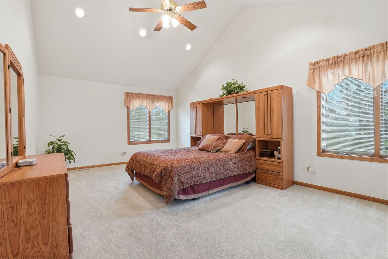 Gallery Image 15