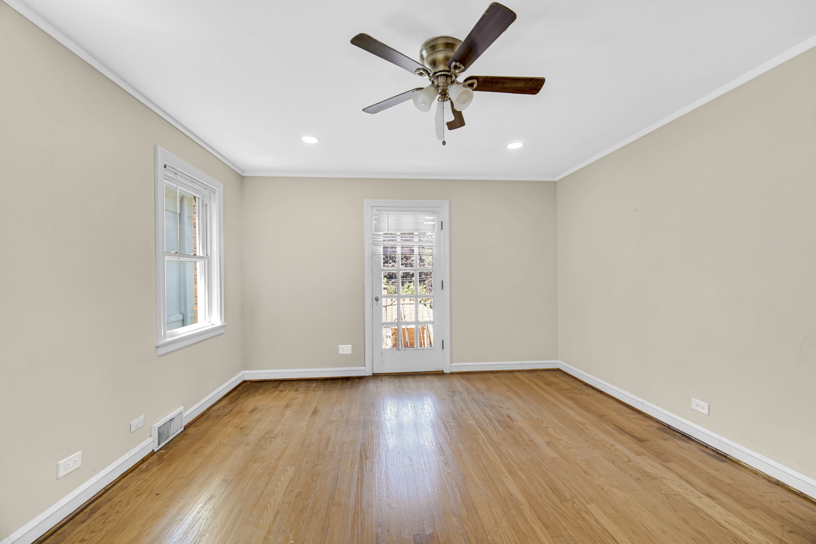 Gallery Image 19