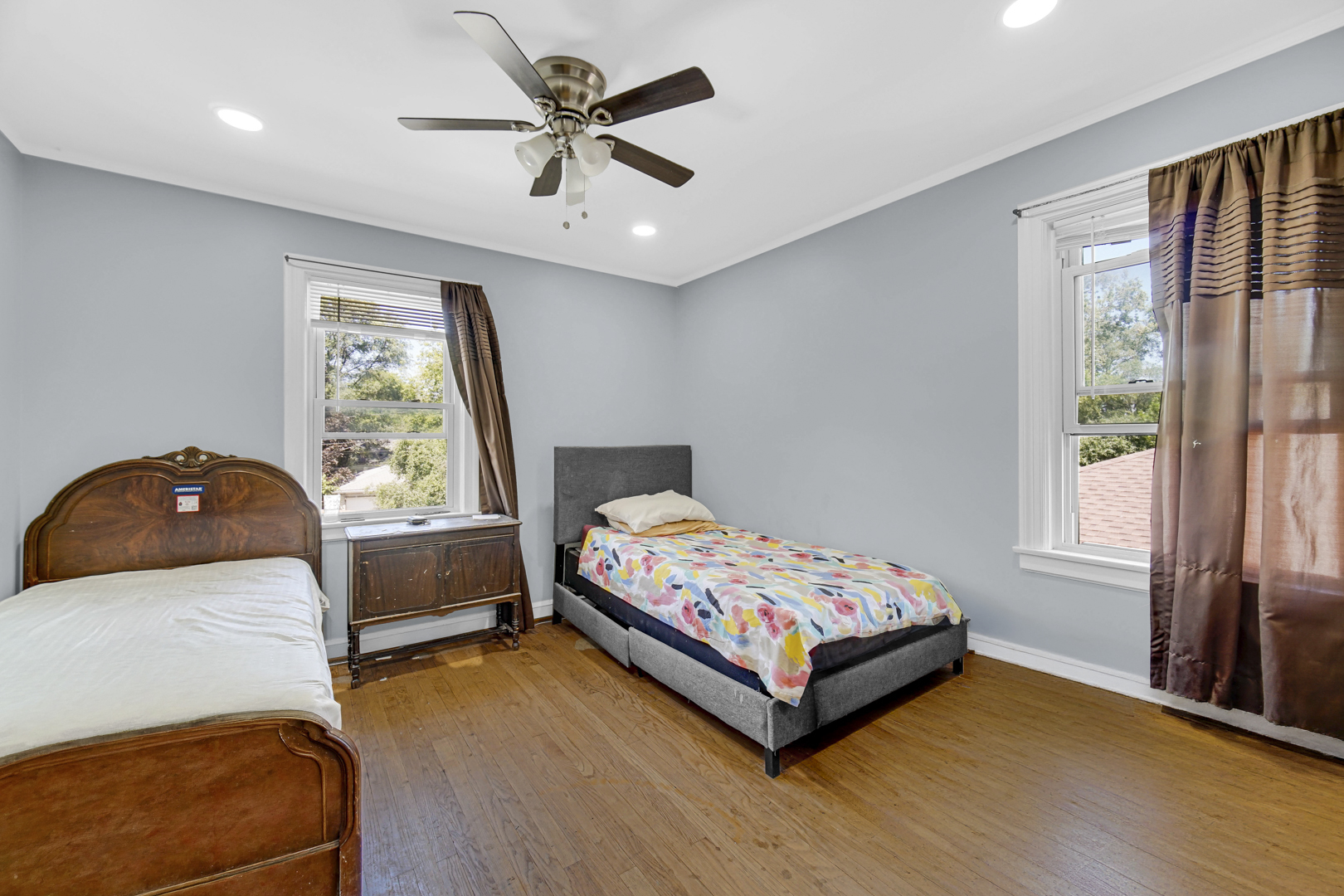 Gallery Image 12