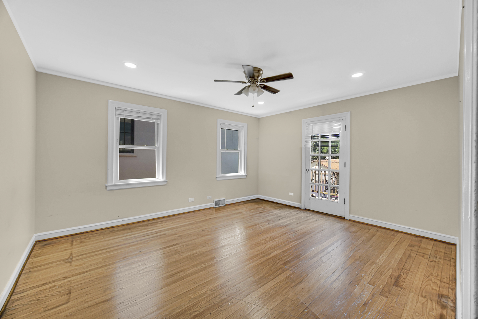 Gallery Image 18