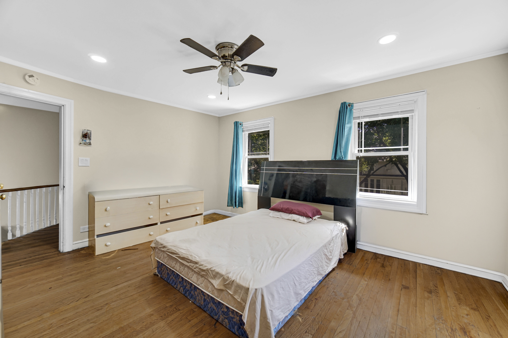 Gallery Image 15